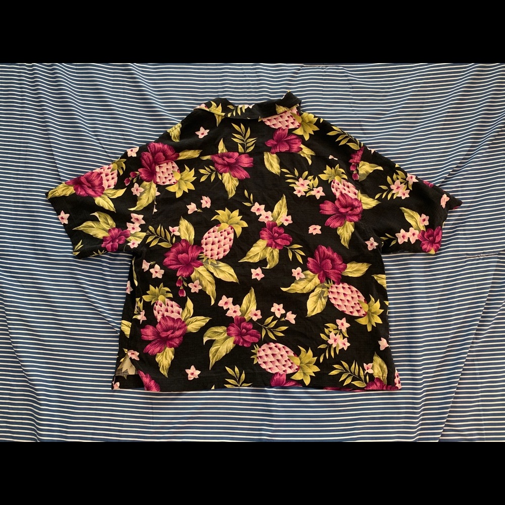 Tommy Bahama Hawaiian Shirt - Picture 2 of 5